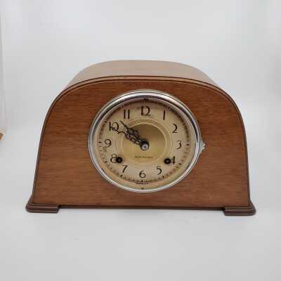 Mantle Clock