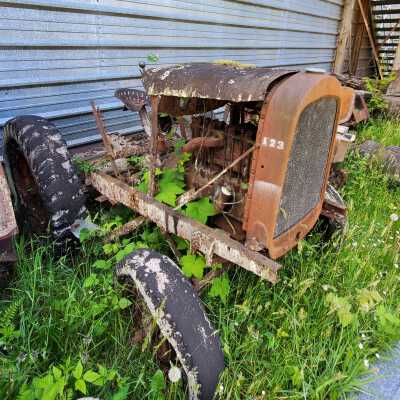 Tractor - Chev homebuilt