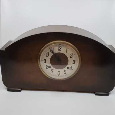 Mantle Clock