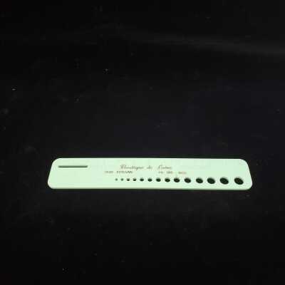 Knitting Needle Gauge - K1061