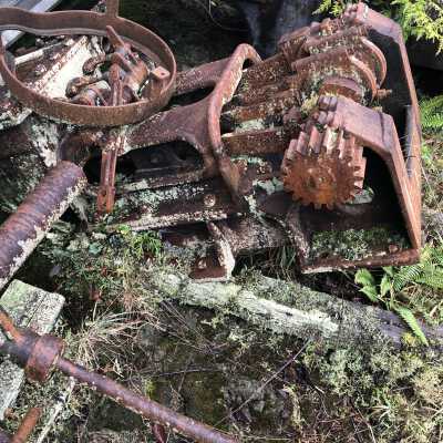 Engine - Unknown Maker, Steam shovel crowd