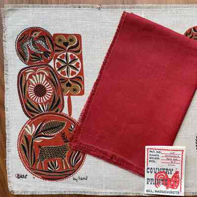 Placemat: Buttermolds 113, c.1954, Barn Red