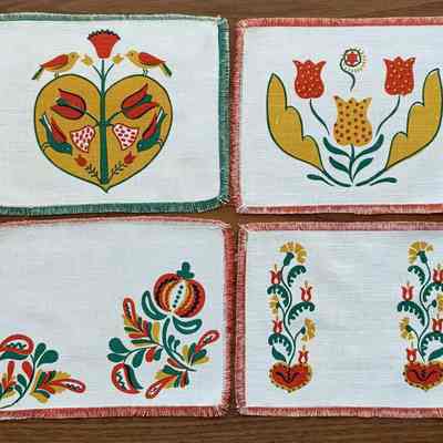 Cocktail napkin set Penn. Dutch 311; see “Napkins” entries.: PKM collection.