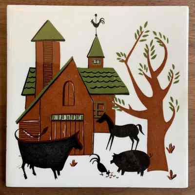 Unauthorized adaptation of Farm T-7 by Soriano Ceramics, NY, c.1960.: PKM collection.