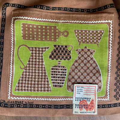 Left patch pocket with Country Prints product tag.