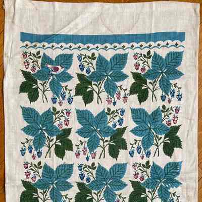 Towel, Wallhanging: Wild Berries 214, Blue