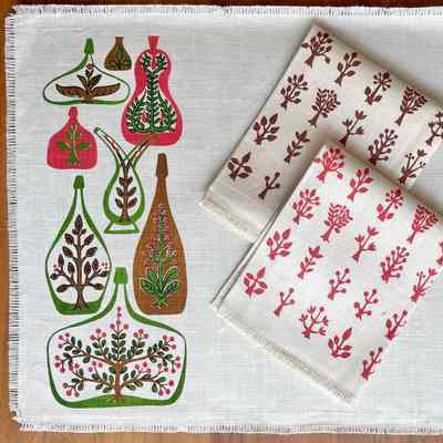 Placemat: Bottled Herbs 134