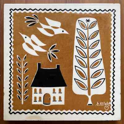 Tile: Quilts; Bird and Tree T-16, Brown