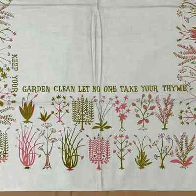 Repeat on half of tablecloth.