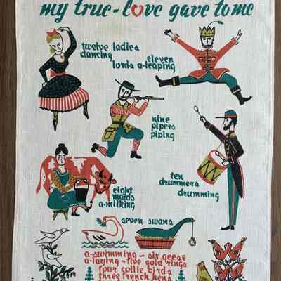 Matching wallhanging: Twelve Days of Christmas 243; see “Towels/Wallhangings”.: PKM collection.