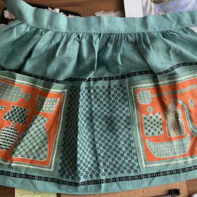 Kitchen, Apron: Calico Kitchen 425, Early Blue