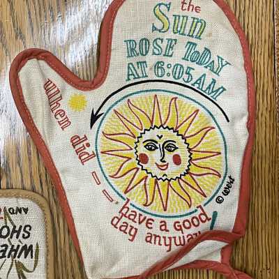 Kitchen, Oven Mitt: Motif Gourmet, Good Day, Orange