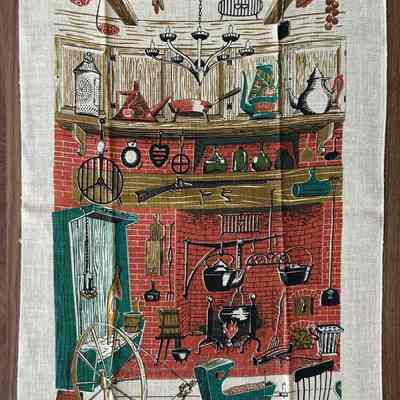 Matching towel/wallhanging: Country Kitchen U252; see “Towels/Wallhangings”.: PKM collection.