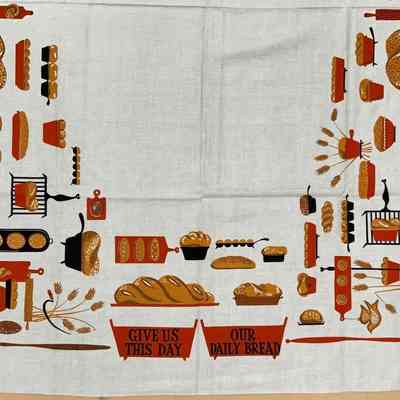 Repeat on half of tablecloth.