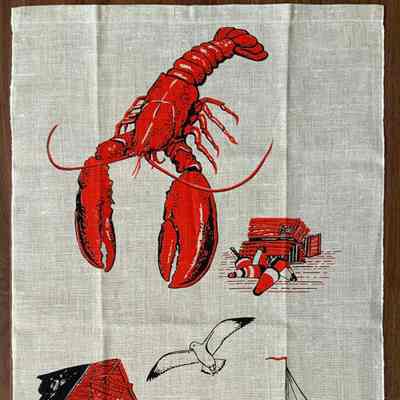 Towel, Wallhanging: Red Lobster U235