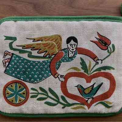 Matching Happy Heart potholder.: PKM collection.