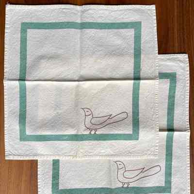 Placemat, Napkin: Dove (TK)