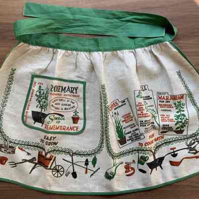 Matching Herb Chart apron.: PKM collection.