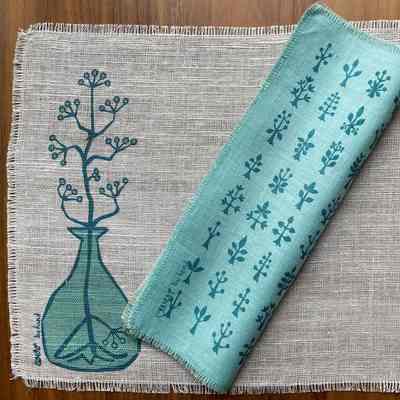 Placemat: Craft Horizons, Bottled Herbs 107, Aqua