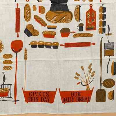 Repeat on half of tablecloth.