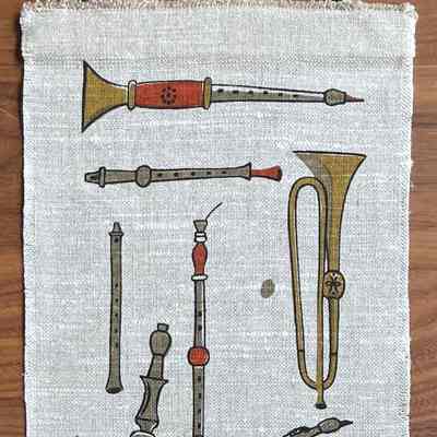 Wallhanging: Woodwinds 255