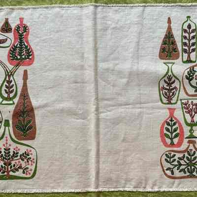 Matching placemat in alternate colorway: Bottled Herbs 134.: PKM collection.