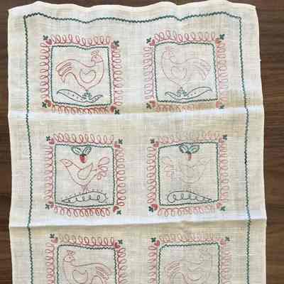 Matching Birds (TK) towel/wallhanging.: PKM collection. Images: PKM, unless noted.