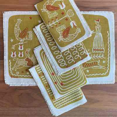 Placemat: Slipware 116, Yellow Earth