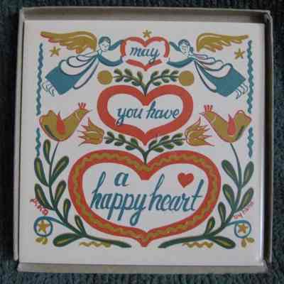 Matching tile: Happy Heart 530; see “Country Prints Tiles”.