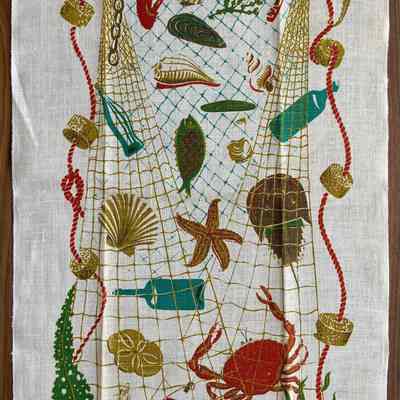 Matching towel/wallhanging: Beach Combing 223.: PKM collection.
