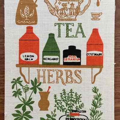Matching print: Tea Herbs 612-8; see “Framed Prints and Mounted Prints”.: PKM collection.