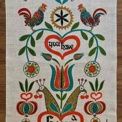 Matching towel/wallhanging: Happy Heart U230.: PKM collection.