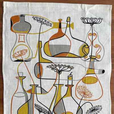 Strike-off with hemmed edges.: Collection of Sara Leeper.
