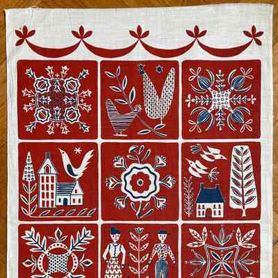 Towel, Wallhanging: Quilts 203, Red