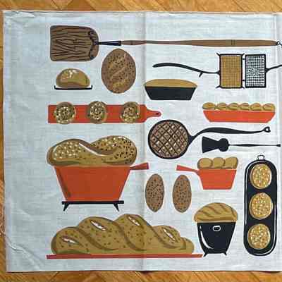 Runner: Daily Bread 226, c.1953, 17x72, Red