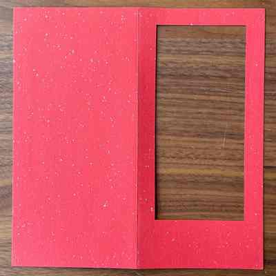 Notecard open, front and back face.