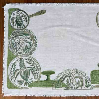 Placemat: Buttermold 113, Bottle Green