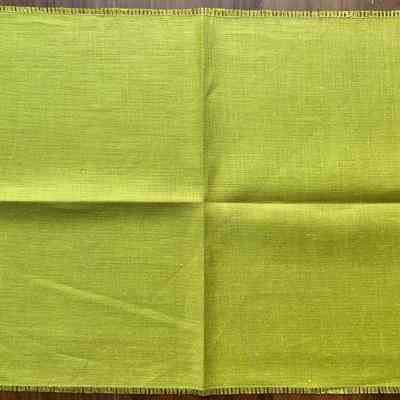 Possible matching solid color napkin.