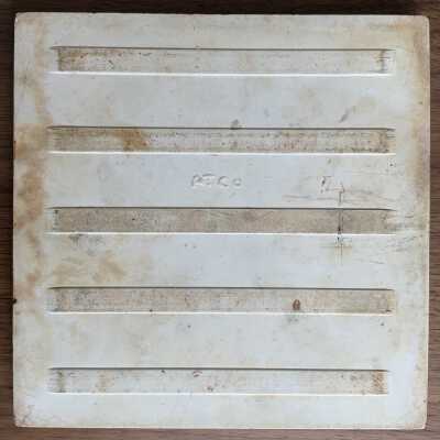 Tile back with ATCo shopmark.