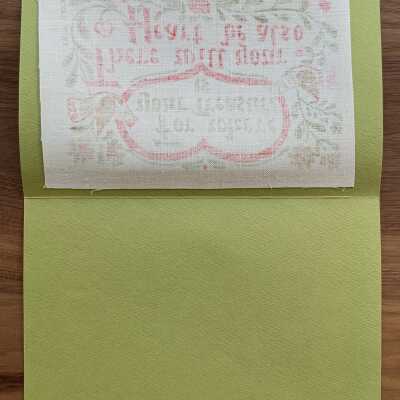 Notecard open.