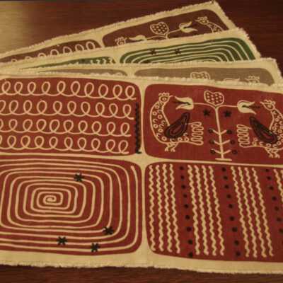 Four additional colorways.: Front to back: red, clay, green, and brown.
Image: Kate Albright, backtothe60s, Facebook.