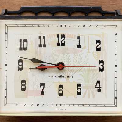 Clock: GE Recipe, Model 2132