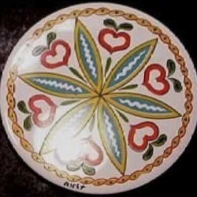 Tile: Pennsylvania Dutch Hex (TK), Hearts, Round