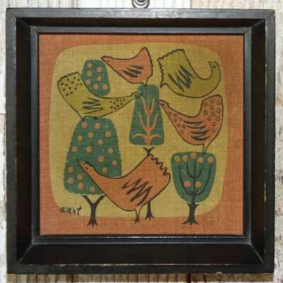 Coordinating Pinks, Hens (TK) print in black painted studio frame, see separate entry.: Image: redroselady1, Ebay, Greenfield MA, 2/2021.