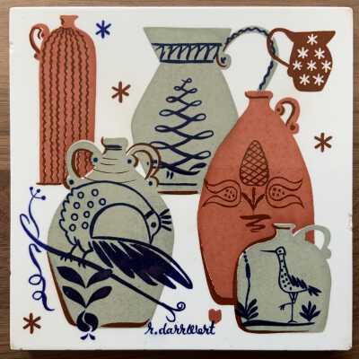 Tile: Jugs T-9