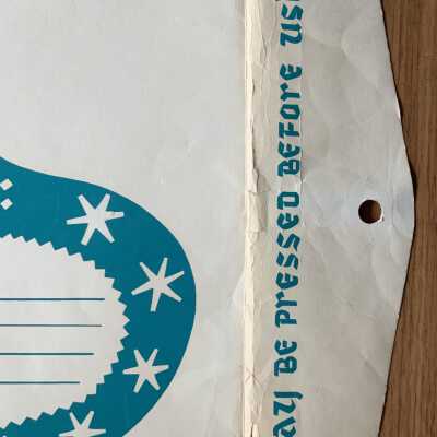 Detail, flap.