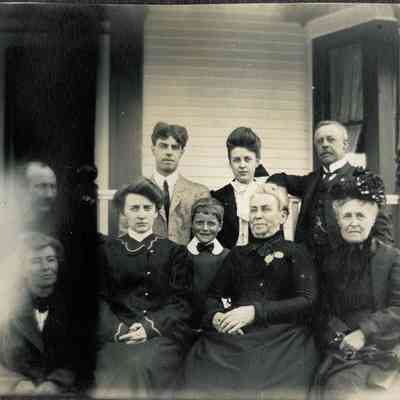 French Family: Origformat: Book; Resolution: 100 dpi