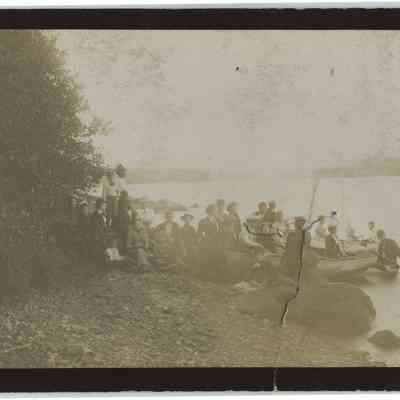 "Sept. 28, 1892 Camp Comamomast": Origsize: 8.5" x 5.5"; Origformat: Print-Photographic