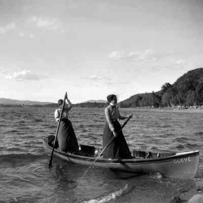 Grace G. & Grace Parker at Lake City, Sept. 1900
