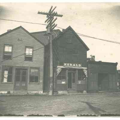 Camden Herald office on Mechanic Street circa 1895